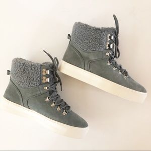 Marc Fisher Darlene Gray Suede Faux Fur Trimmed Platform Sneaker Boots Size 8.5